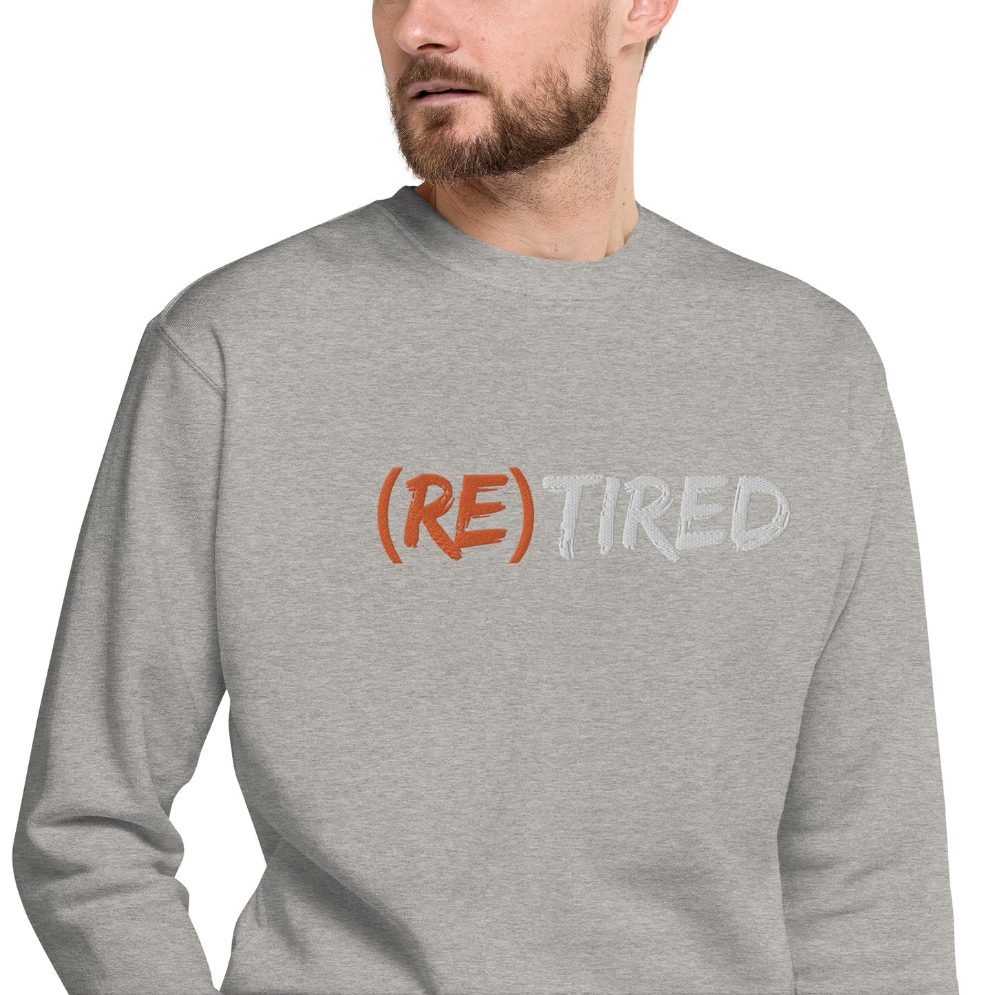 Felpa premium unisex (RE)TIRED con logo ricamato